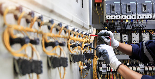 Professional Electrician technician working in Pine Ridge at Crestwood, NJ